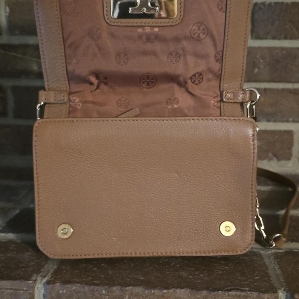Tory Burch Brown Leather Crossbody Bag - Picture 2 of 3